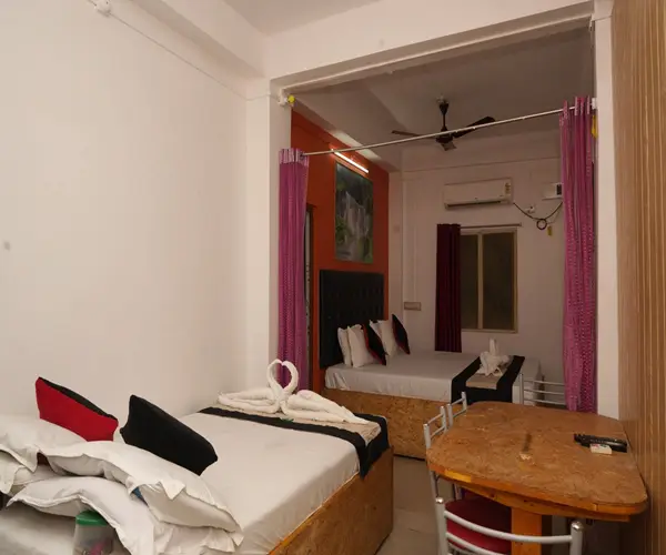 Deluxe Family Room